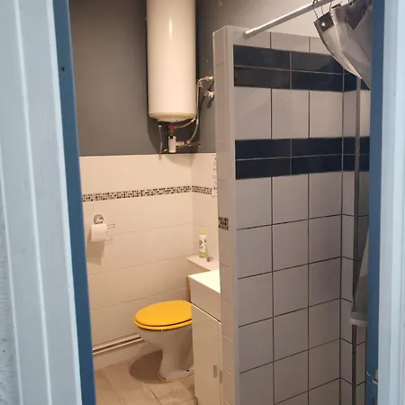 Lägenhet De La 2 *
